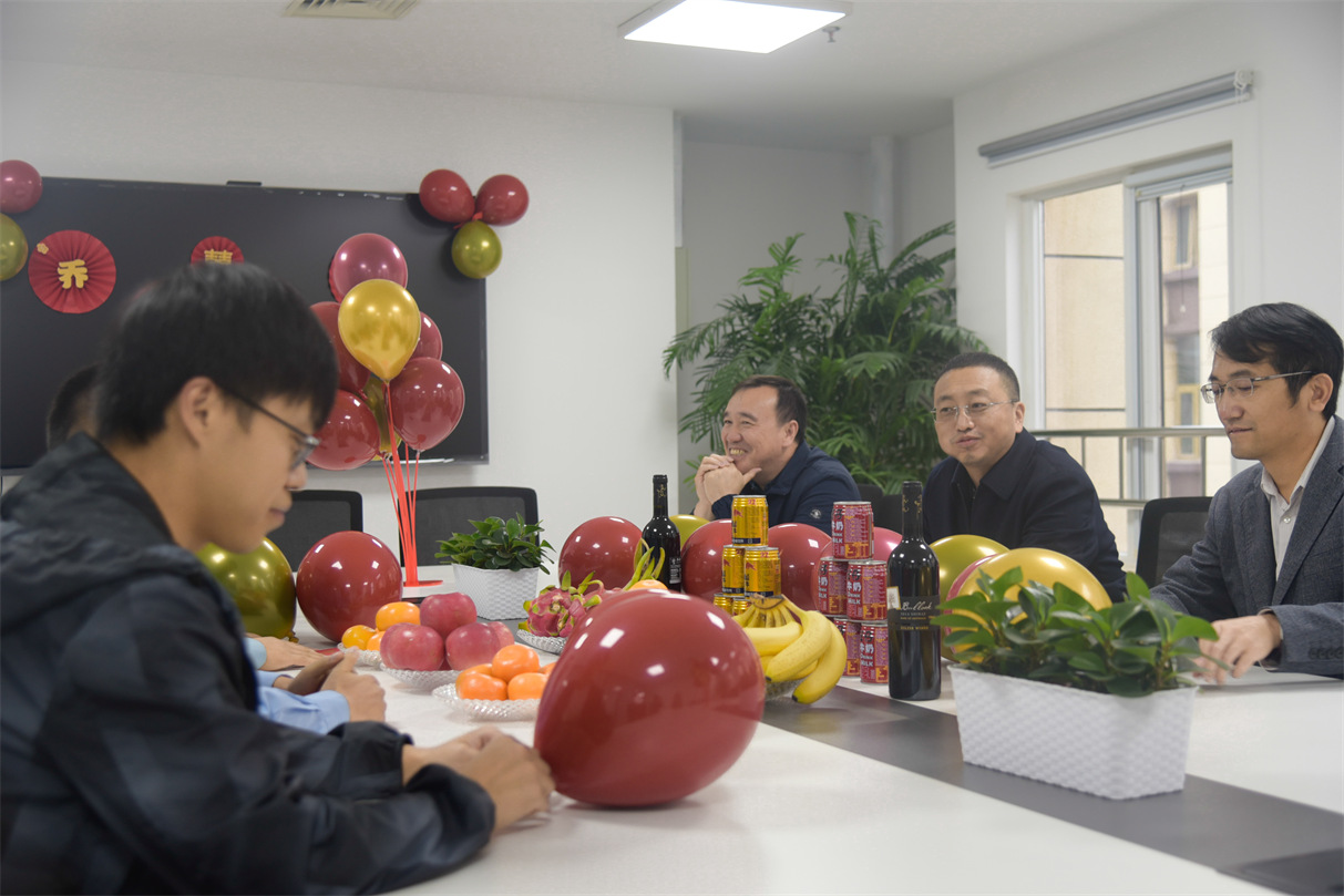 4dbd77fb-4002-43ef-84c5-4dfa8f526be0 5.jpg