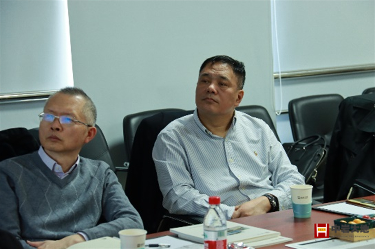 ee3ef27f-7cfb-4ff7-9507-0eaf7f605011 003.jpg